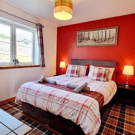 Hill View 2 Bedroom Free Parking Inverness Kültér fotó