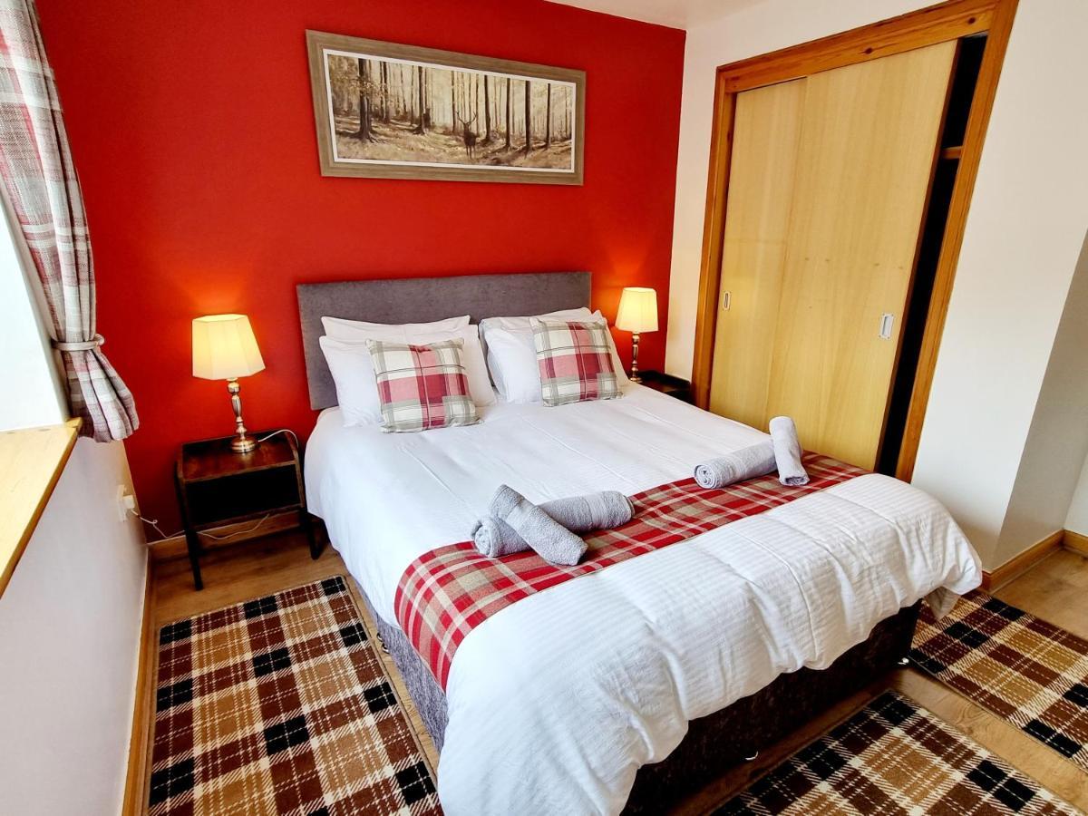 Hill View 2 Bedroom Free Parking Inverness Kültér fotó